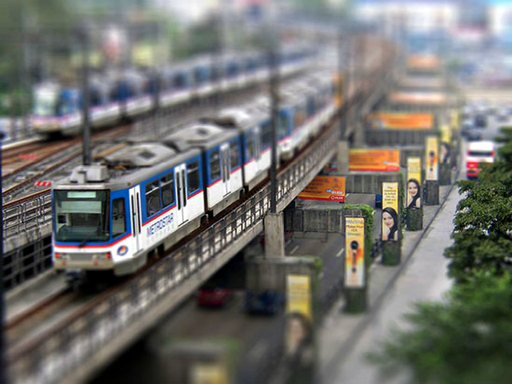 train image with miniature effect